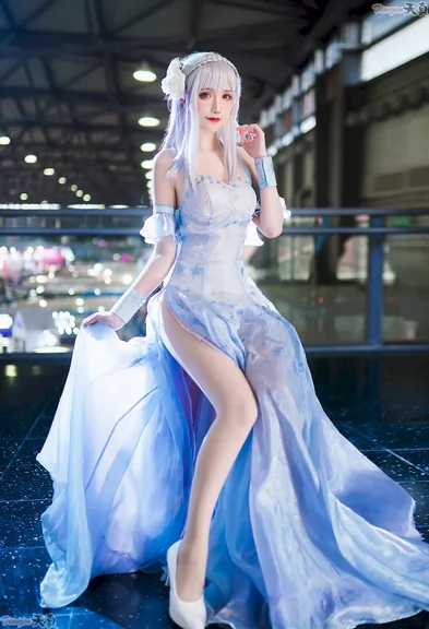 斗鱼主播@Sakiiii翎柒-COS写真作品套图合集 博主图集 第1张-闲人网 斗鱼主播@Sakiiii翎柒-COS写真作品套图合集